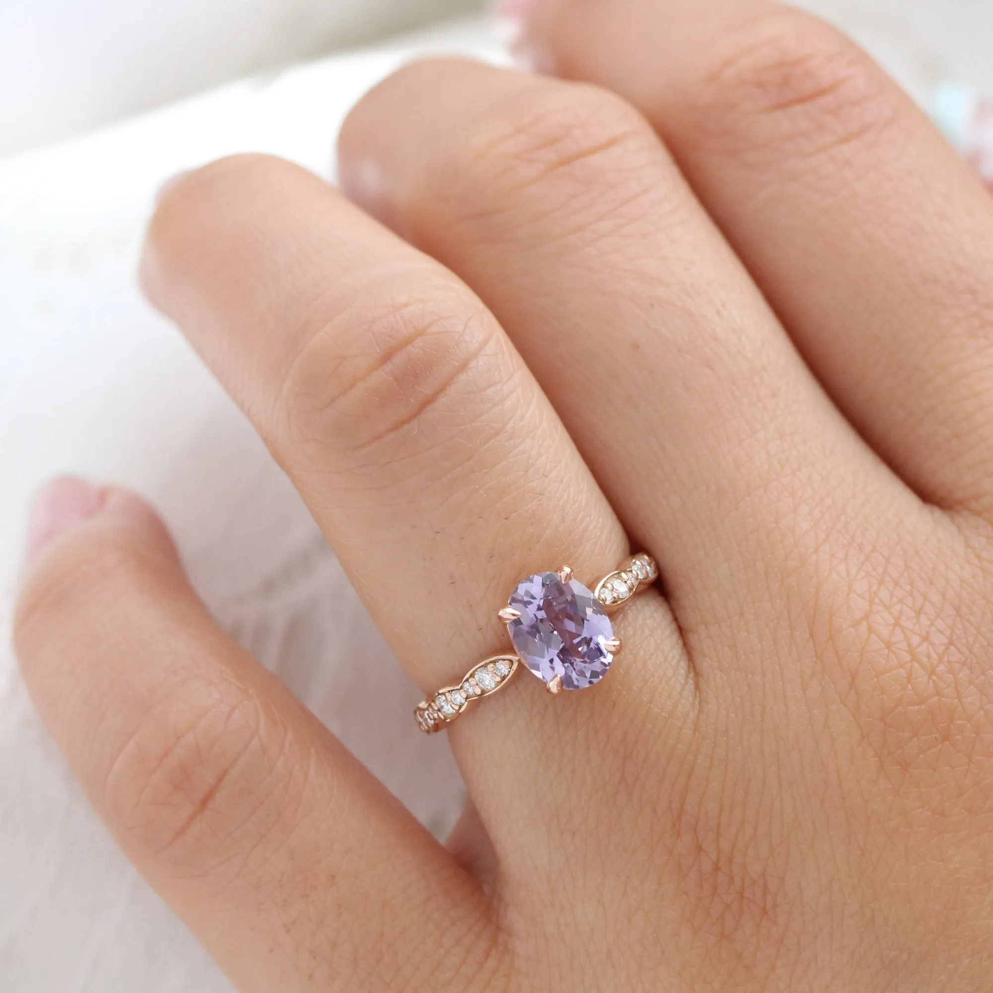 1.75 Ct Oval Lavender Purple Sapphire Ring in 14k Rose Gold Low Profile Ring, Size 6.25