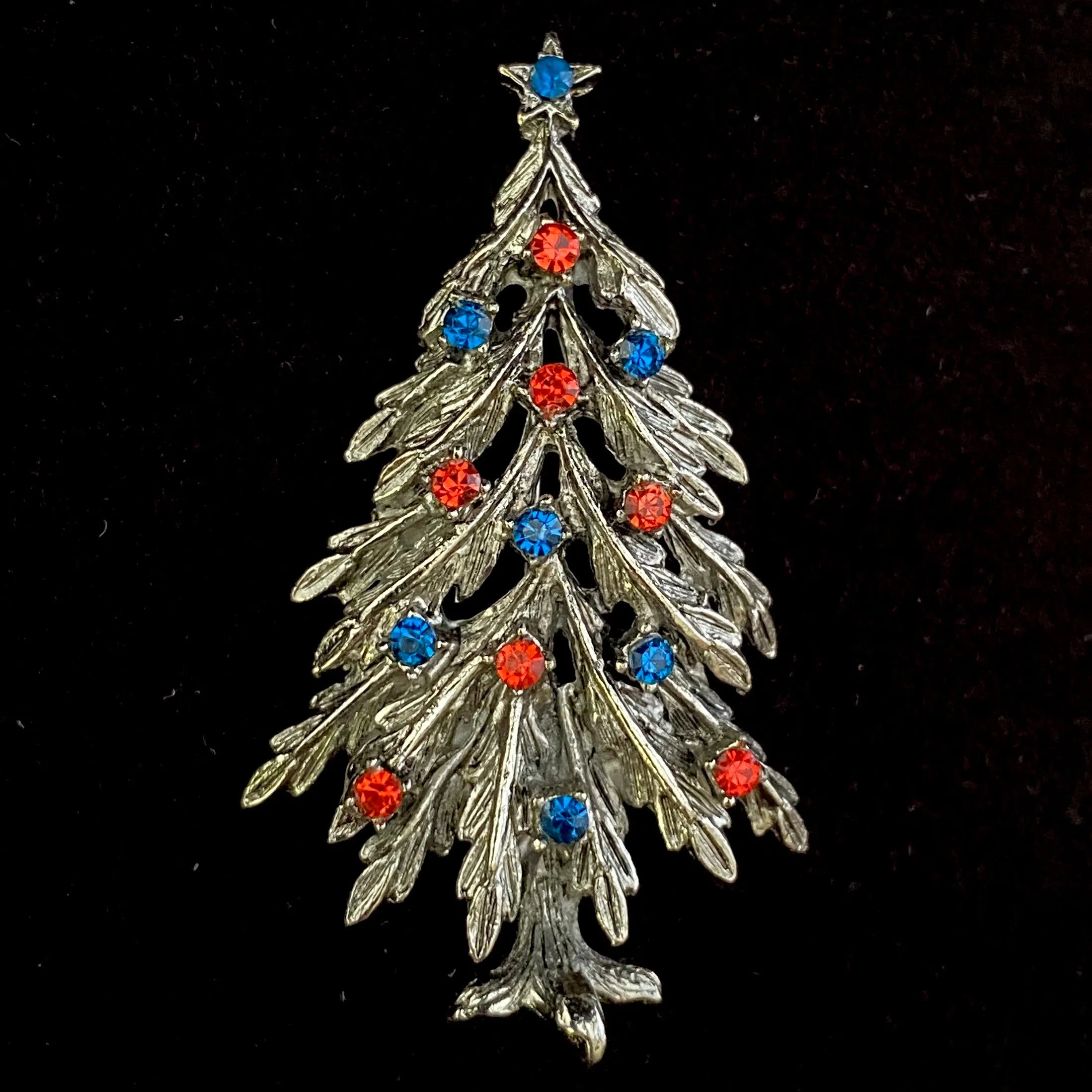 1950s ART Christmas Tree Brooch