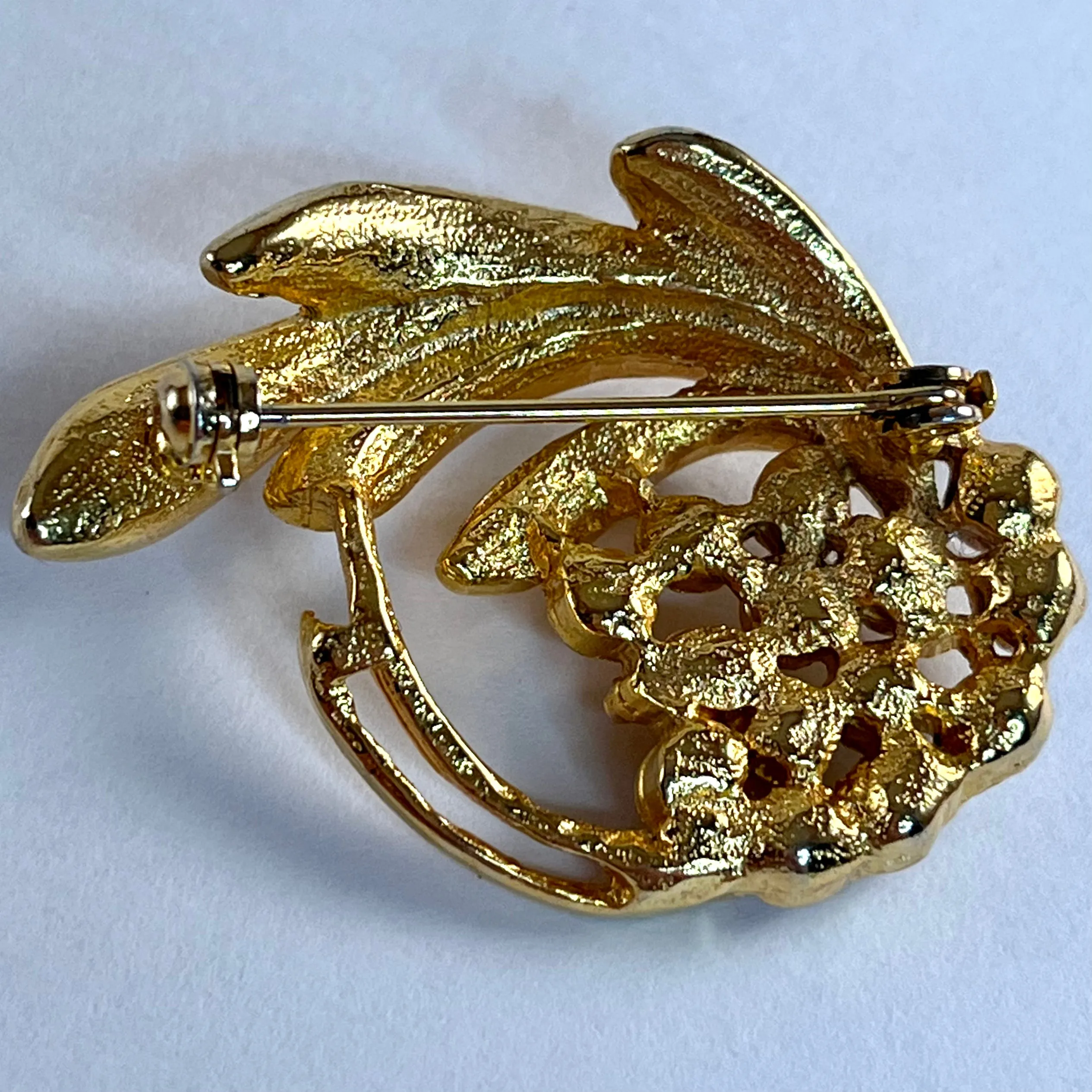 1960s Gold-Tone Rhinestone Brooch