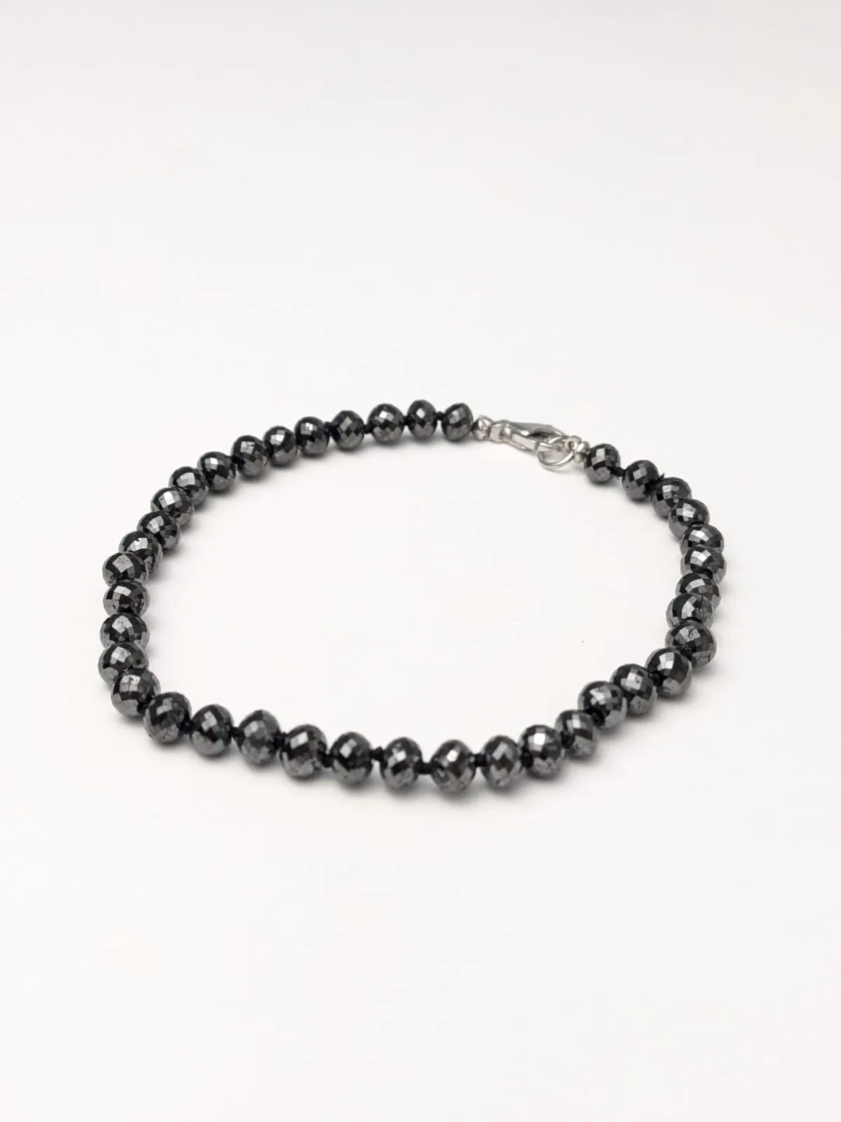 4.5-4.8mm Black Diamond Round Bead Knotted Bracelet(29-33ct Tot. Dia. Wt.)