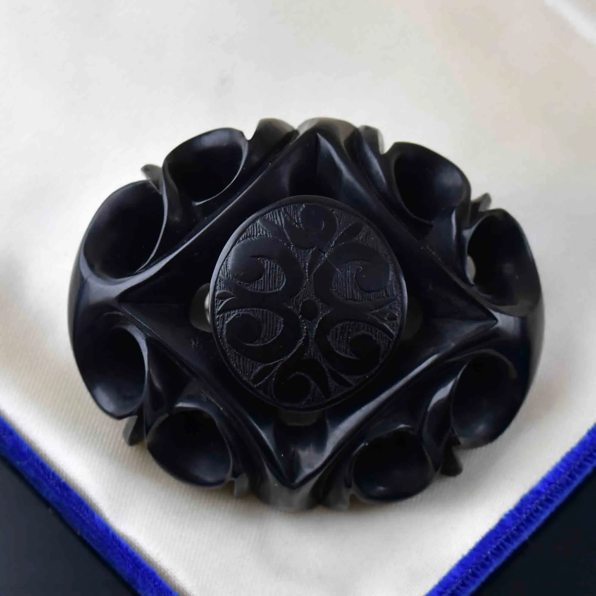 Antique Victorian Large Carved Whitby Jet Brooch