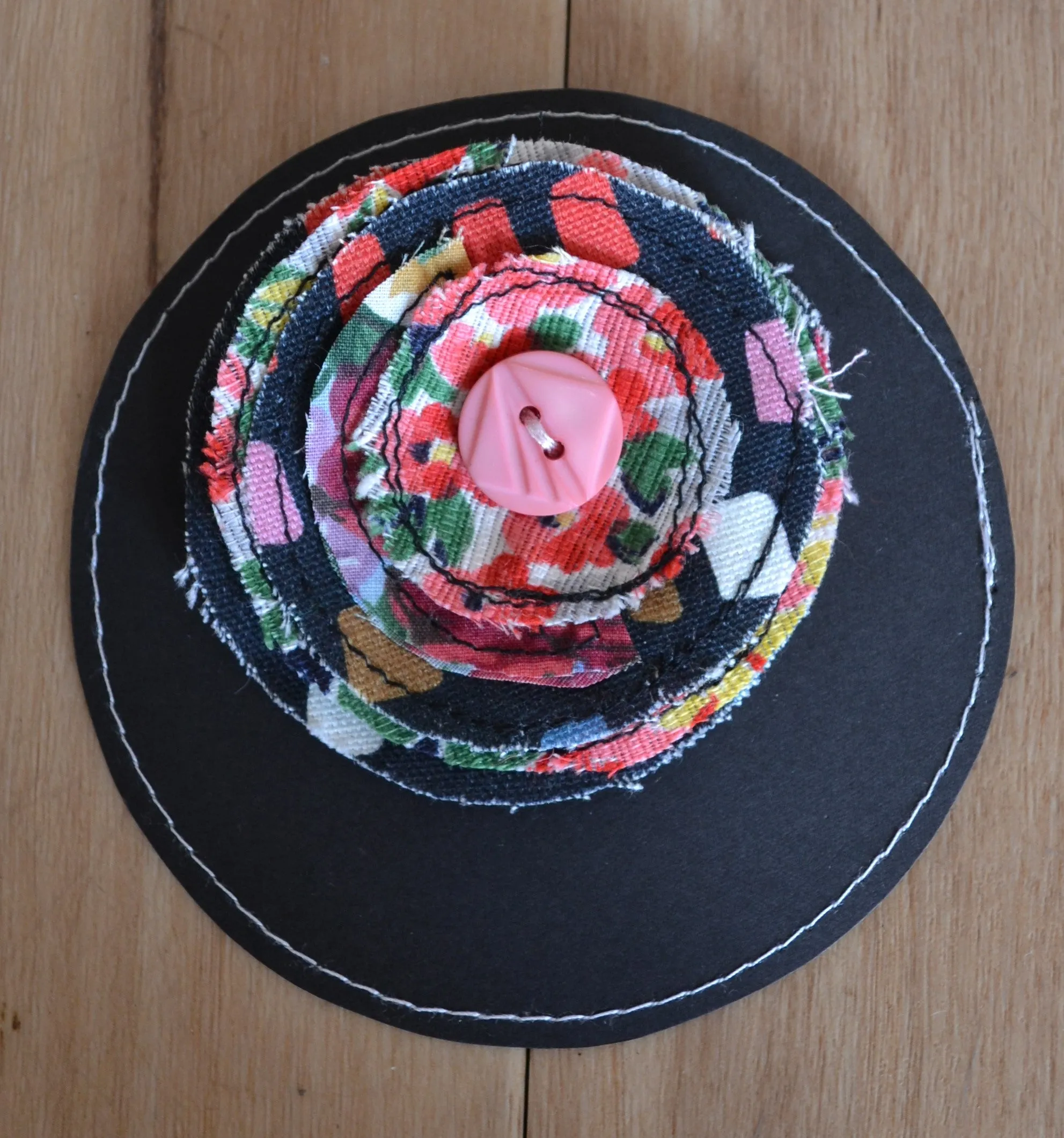 Berserk no waste Fabric Rosette brooches