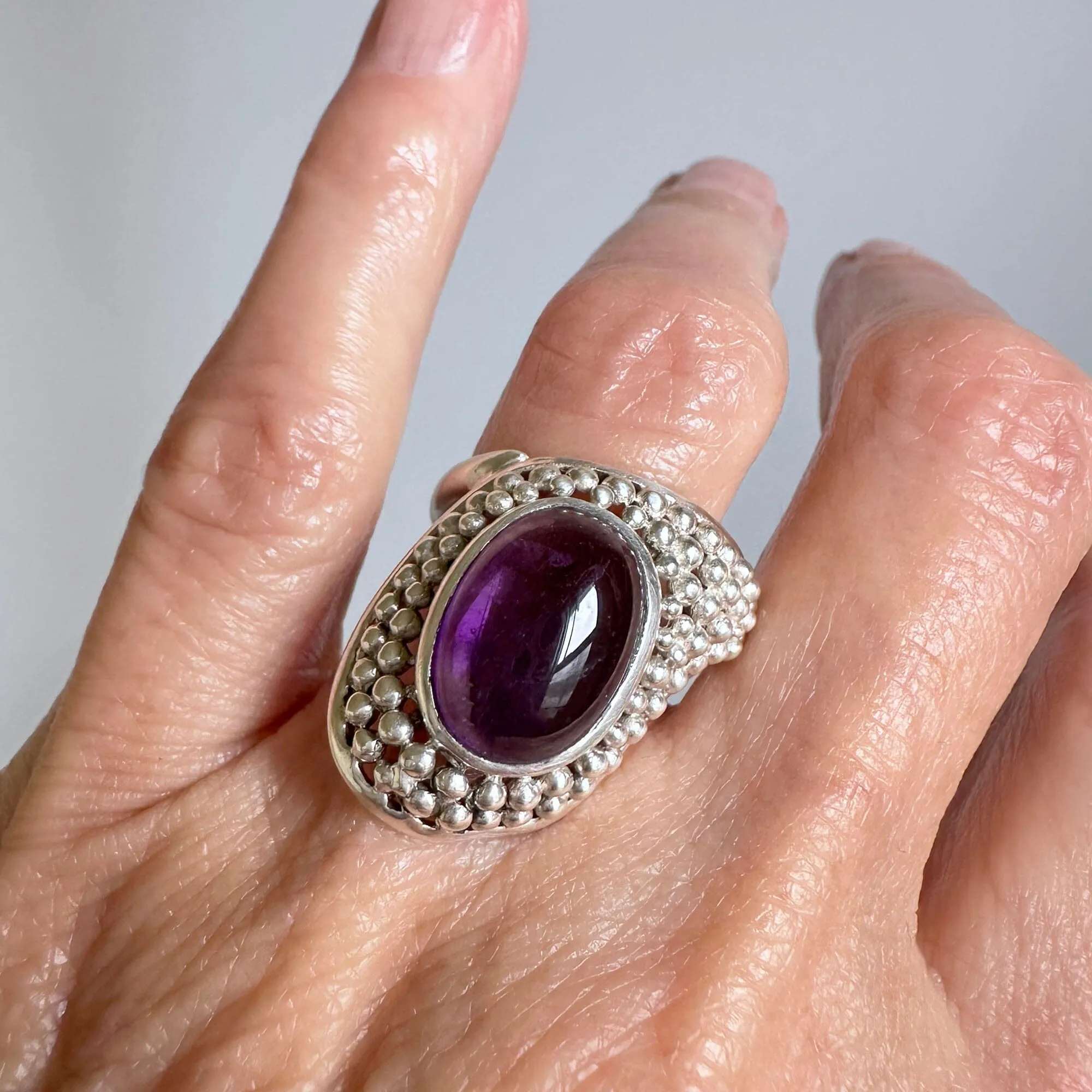 Bold Vintage Silver Amethyst Cabochon Snake Ring