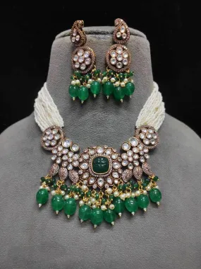 Bridal Choker Necklace With Green Stone