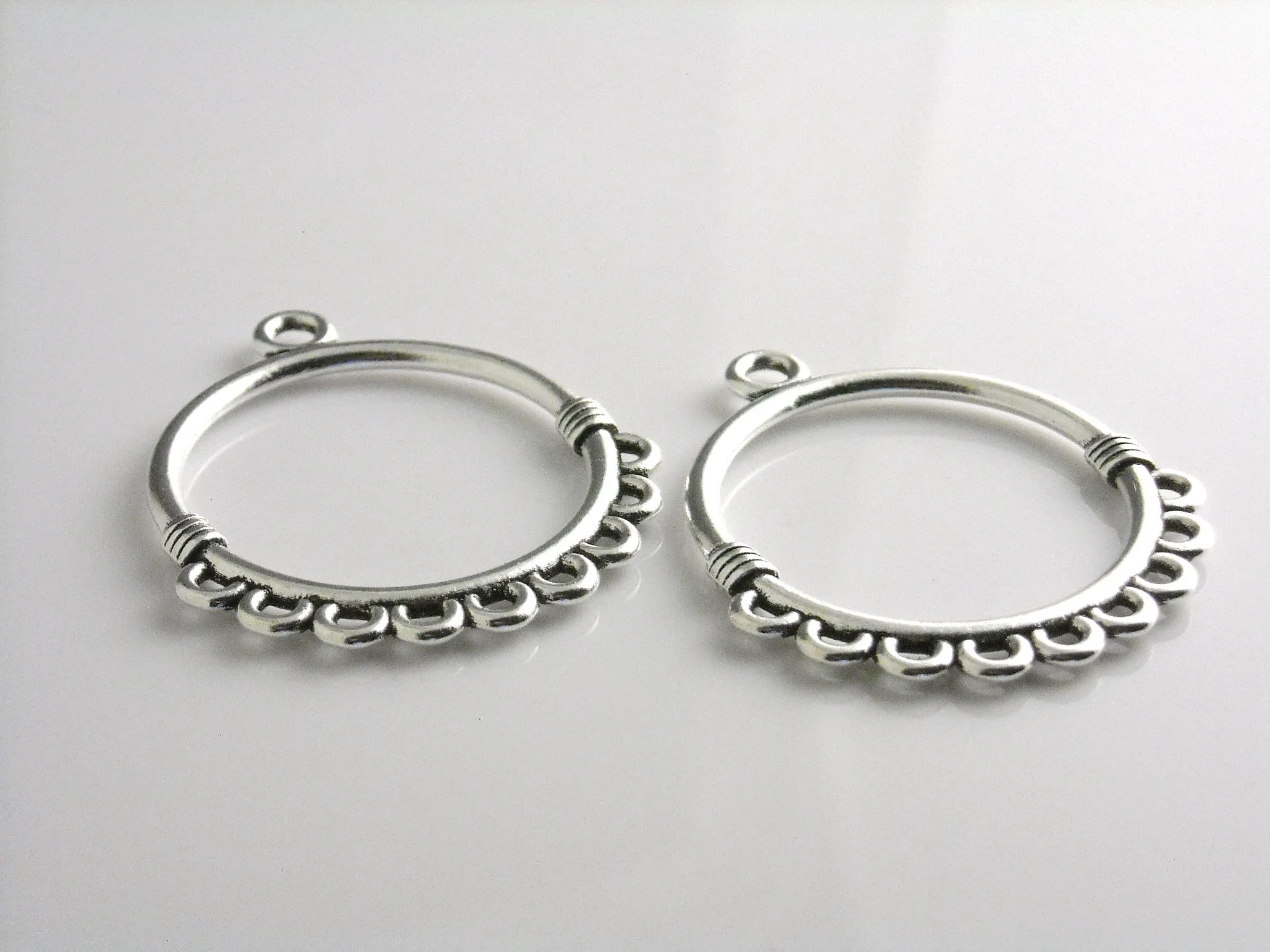 Chandelier Ring Link Connectors - Antique Silver/Bronze, 35mm diameter - 4 pieces