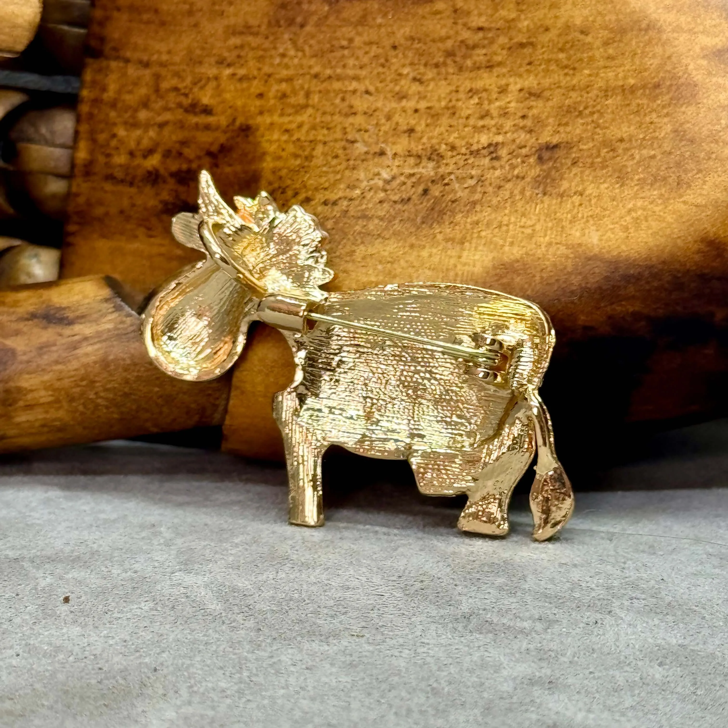 Cute Cow With Daisy Enamel brooch