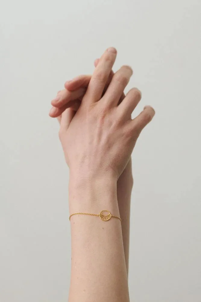 Daylight Bracelet in Gold-Plated Silver by Pernille Corydon