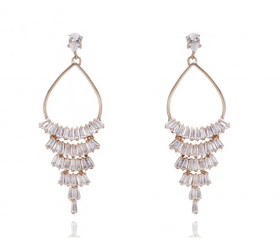 Dripping Chandelier Earring