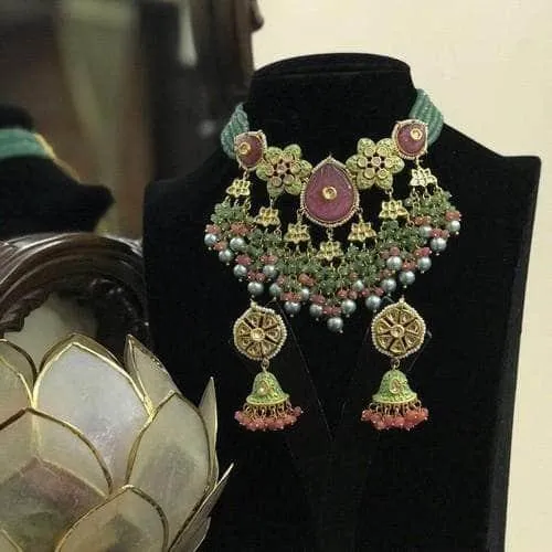 Drop Pendant Choker With Jumki Earring