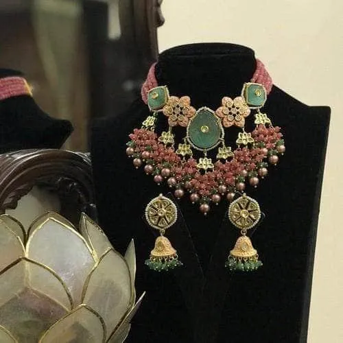 Drop Pendant Choker With Jumki Earring