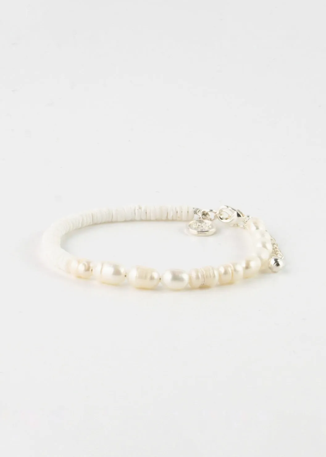 Flores Freshwater Pearl Beaded Bracelet