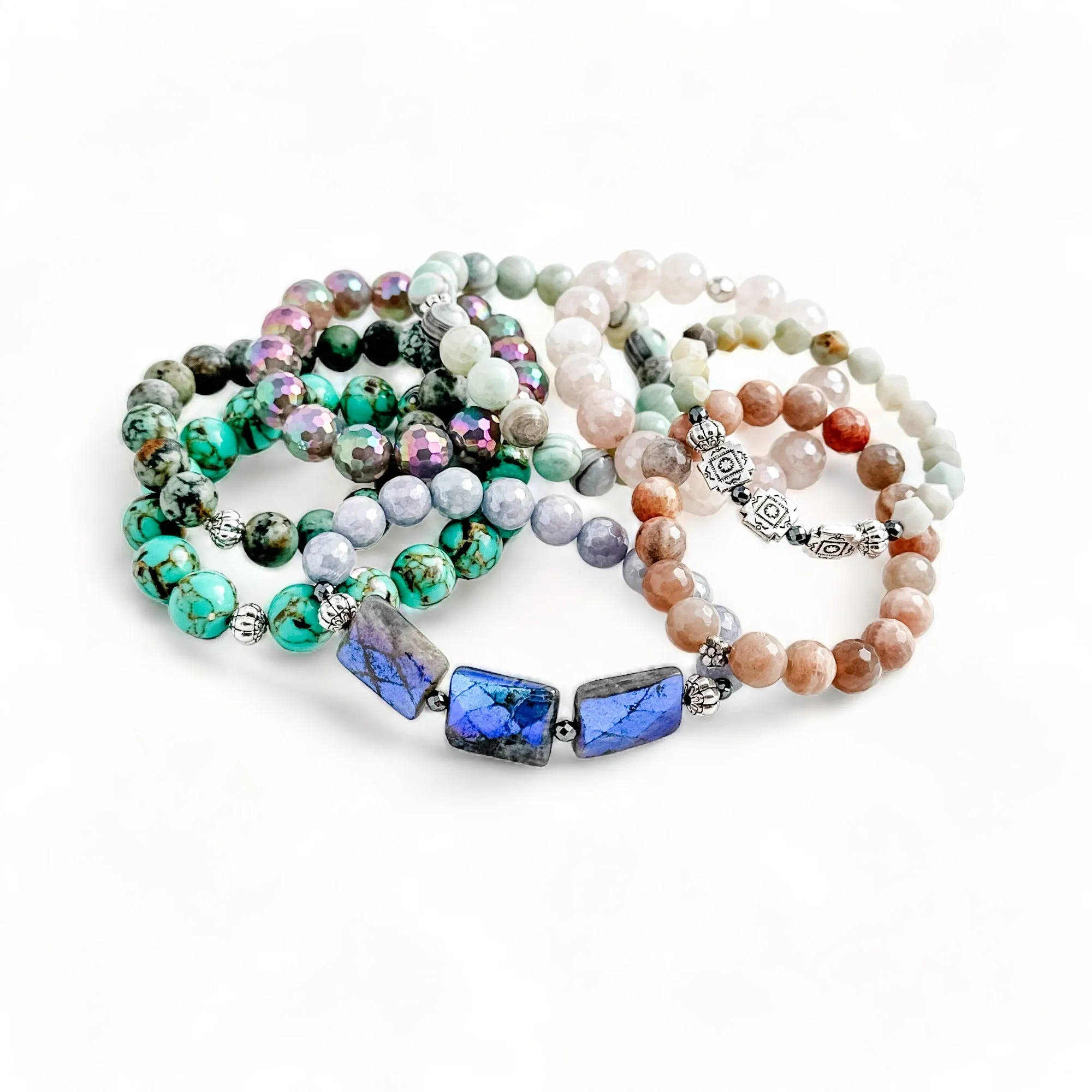 Gemstone chip beaded stretch bracelet