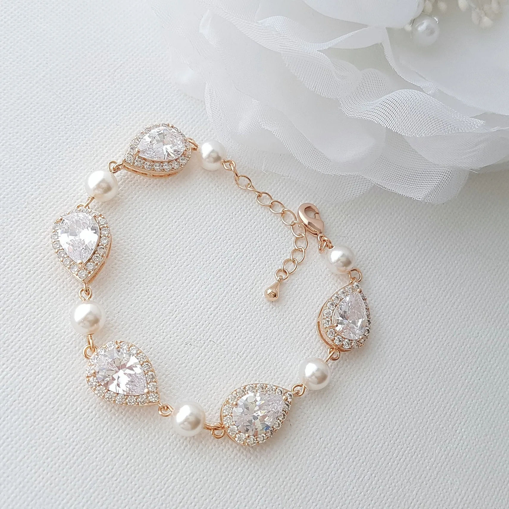 Gold and Pearl Bracelet-Emma