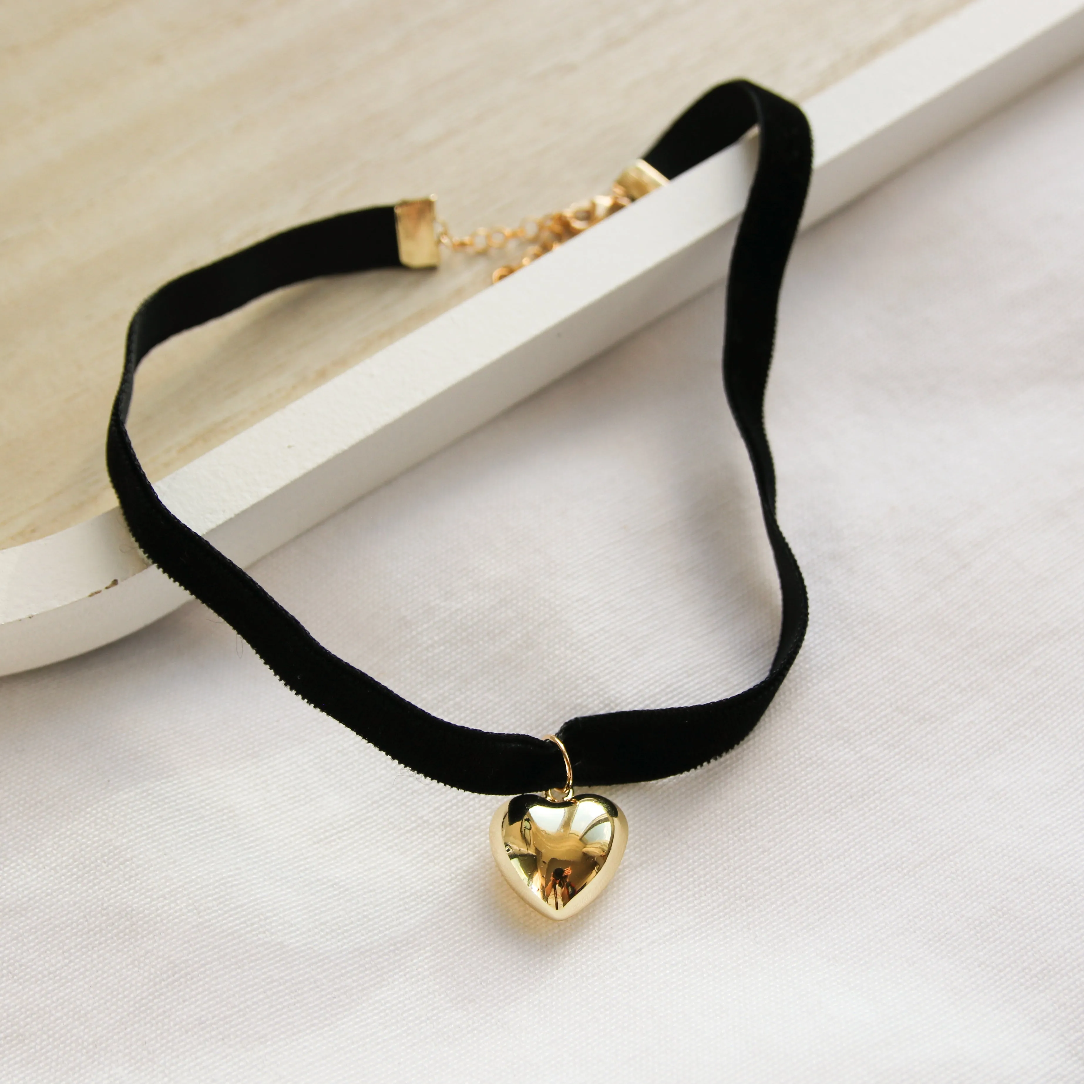 Gold Heart Velvet Choker