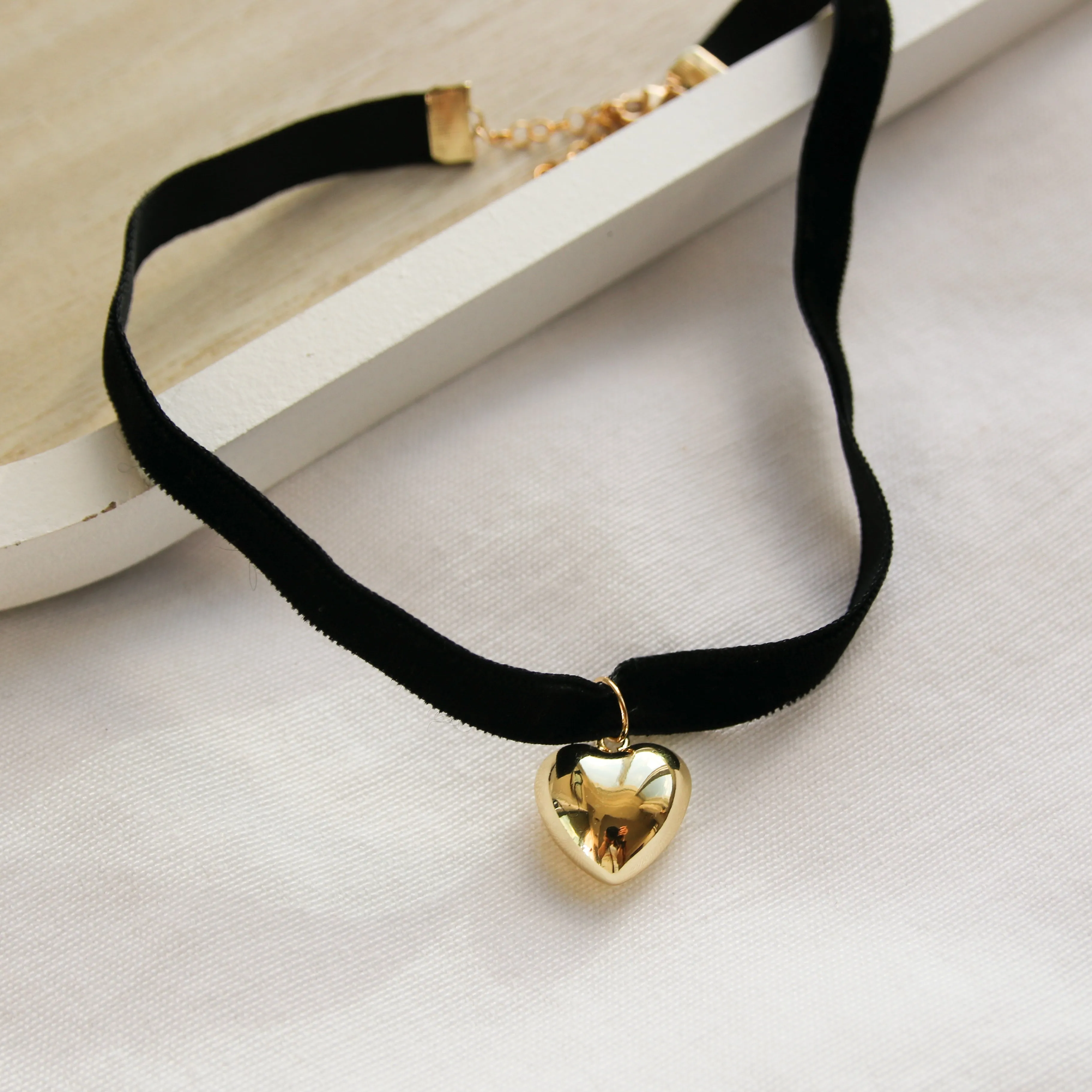 Gold Heart Velvet Choker