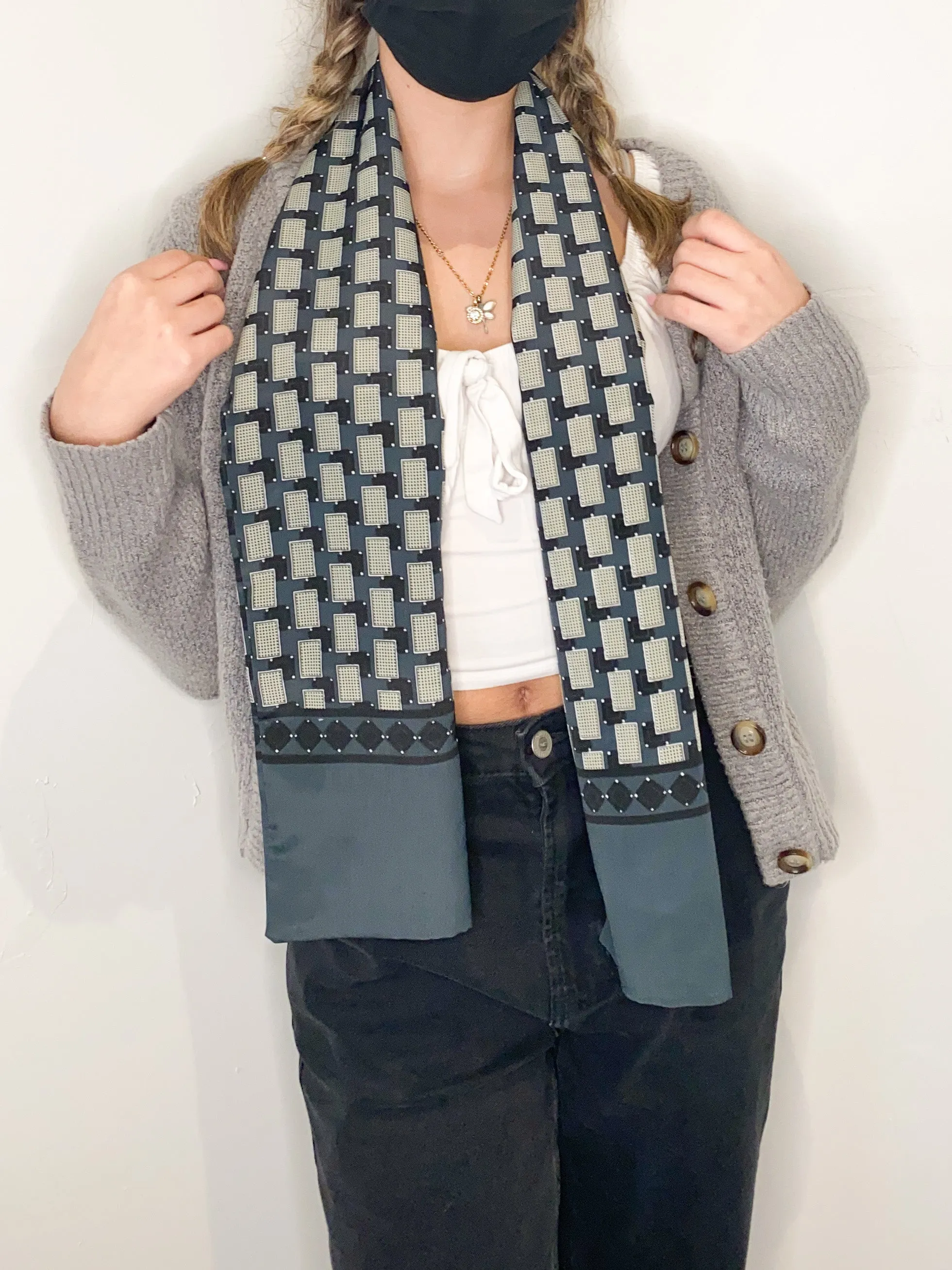 Grey Rectangle Graphic Scarf