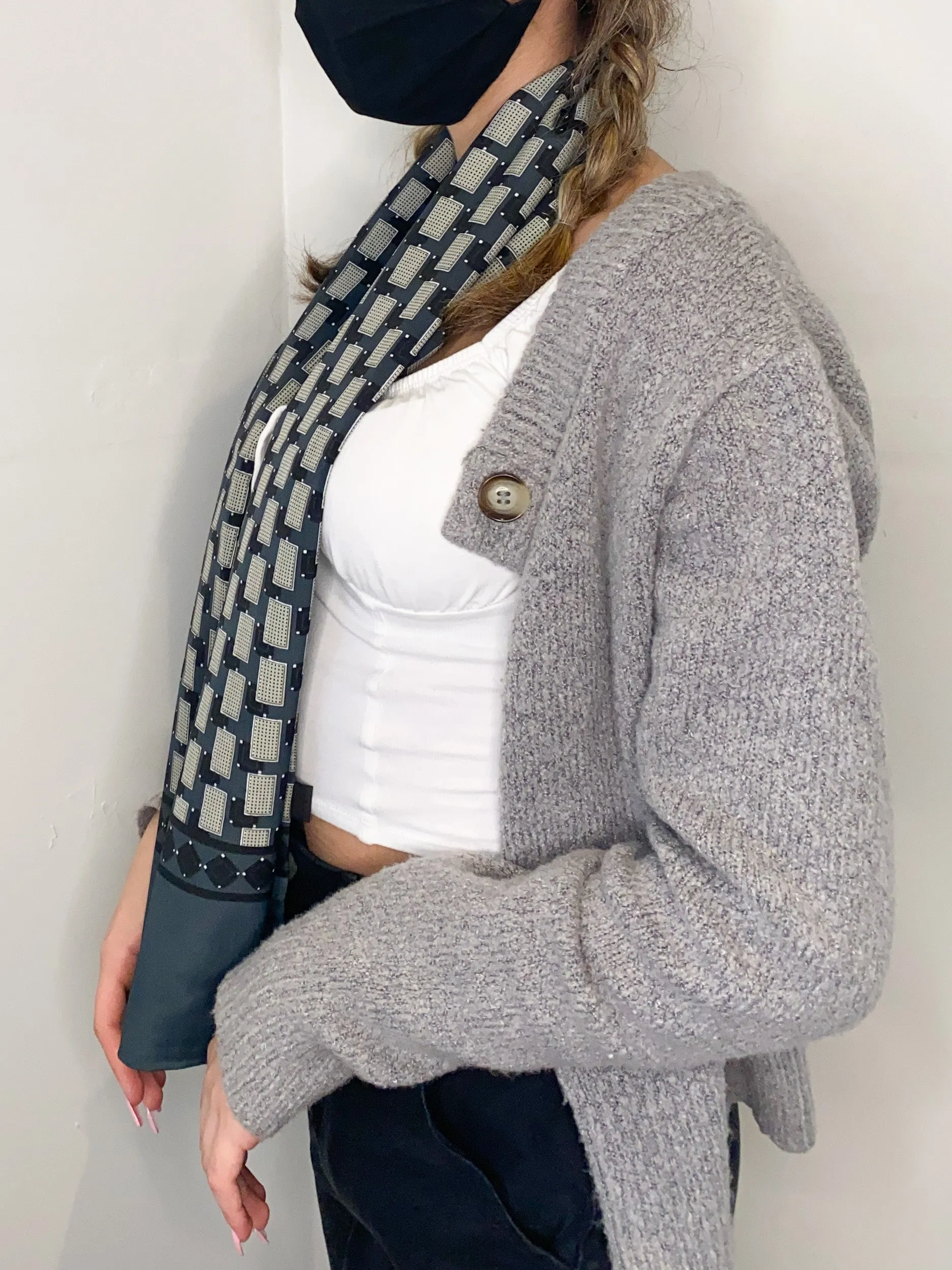 Grey Rectangle Graphic Scarf