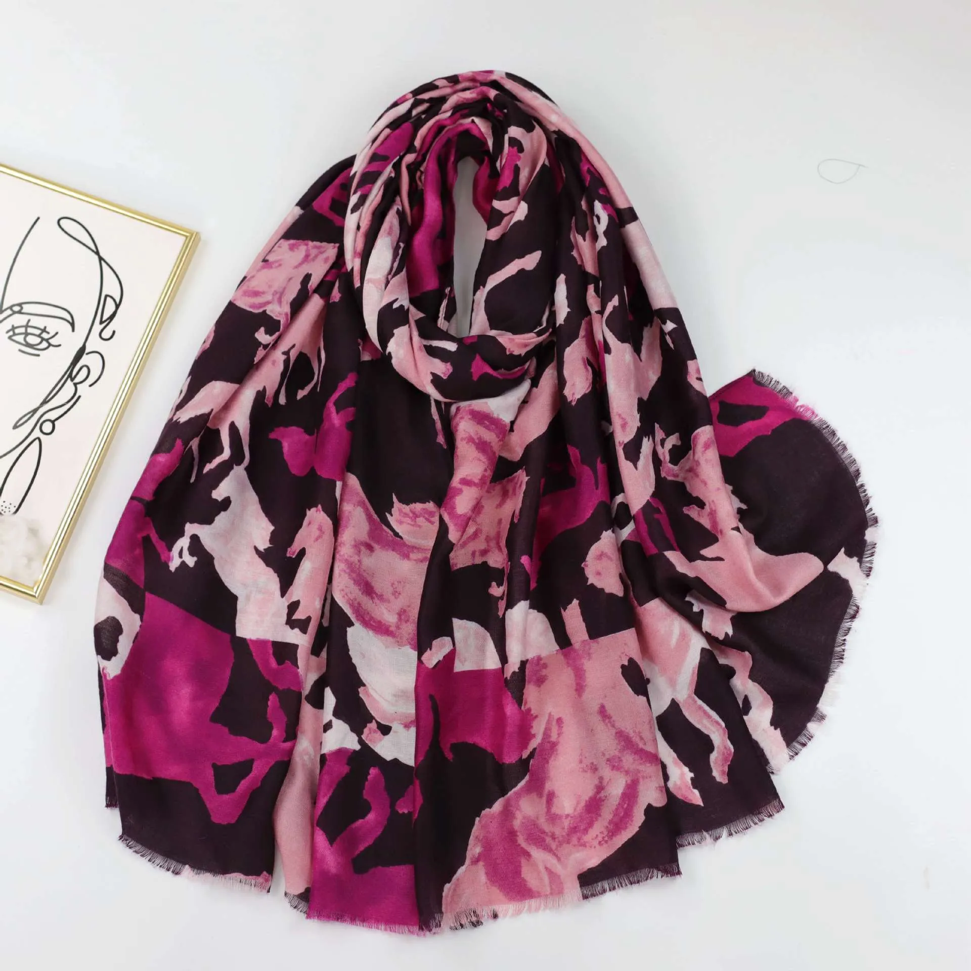 JY230704 horse printed scarf