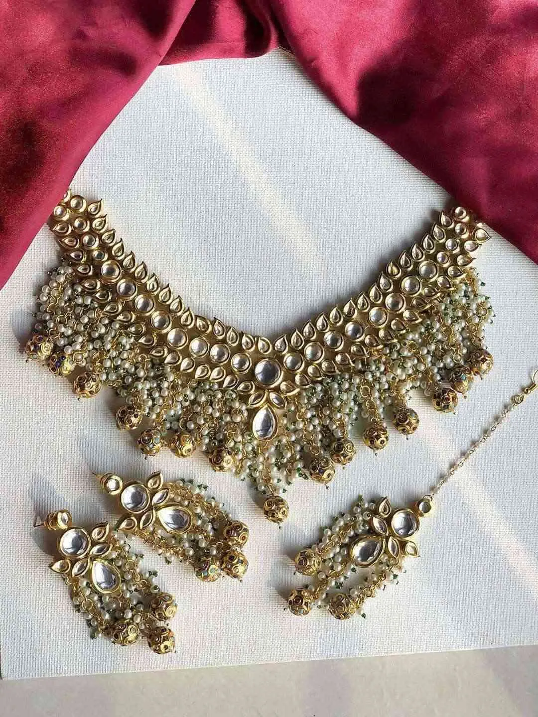 Kundan Coral Set With Golden Beads