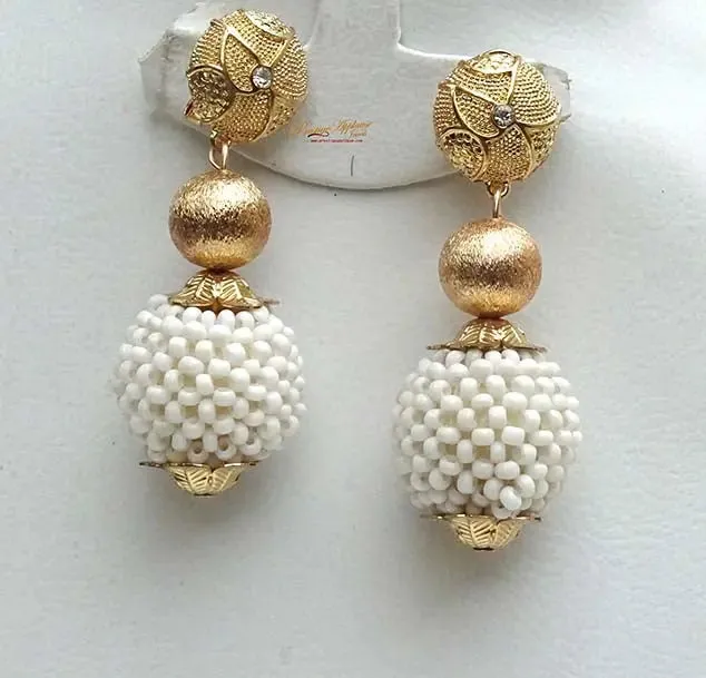 Latest Design White Bridal Wedding Beads embelished with Gold Balls Bridal Party African Nigerian Jewellery Set