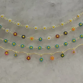 Lazy Daisy Necklace