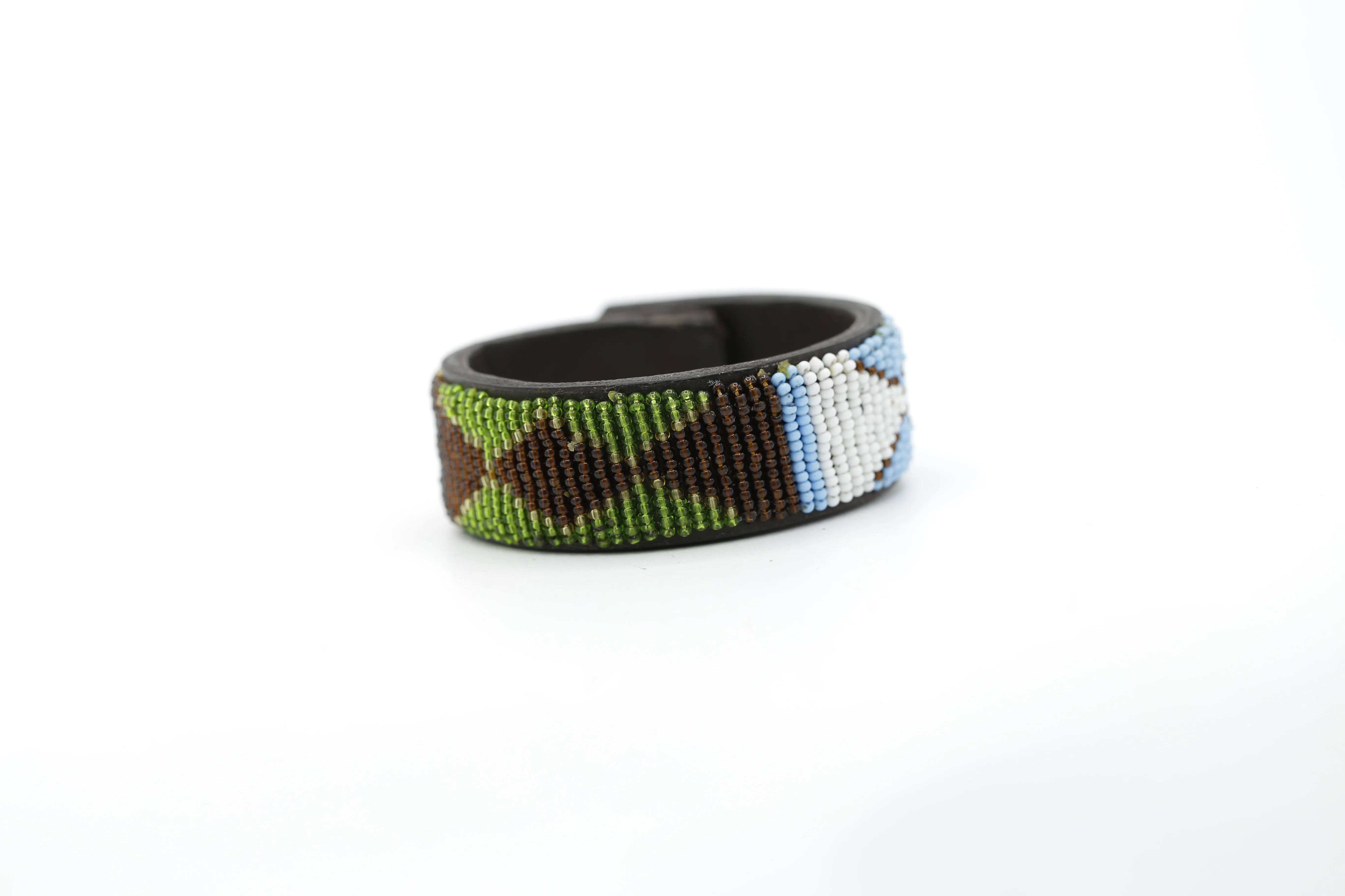 Maaai Beaded Bracelet 44 - Press Button