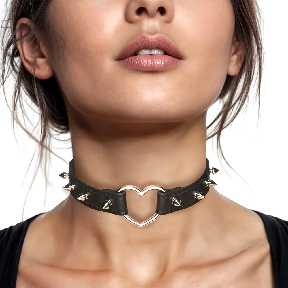 Master Series Spiked Heart Choker in Black