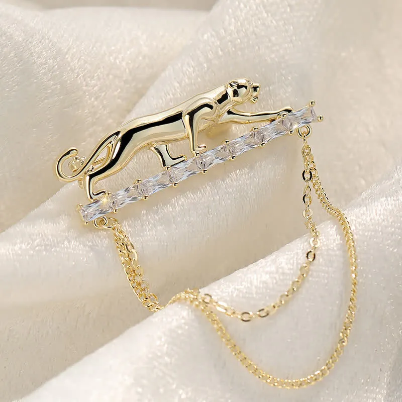 Men's Strolling Cheetah Chain Brooch