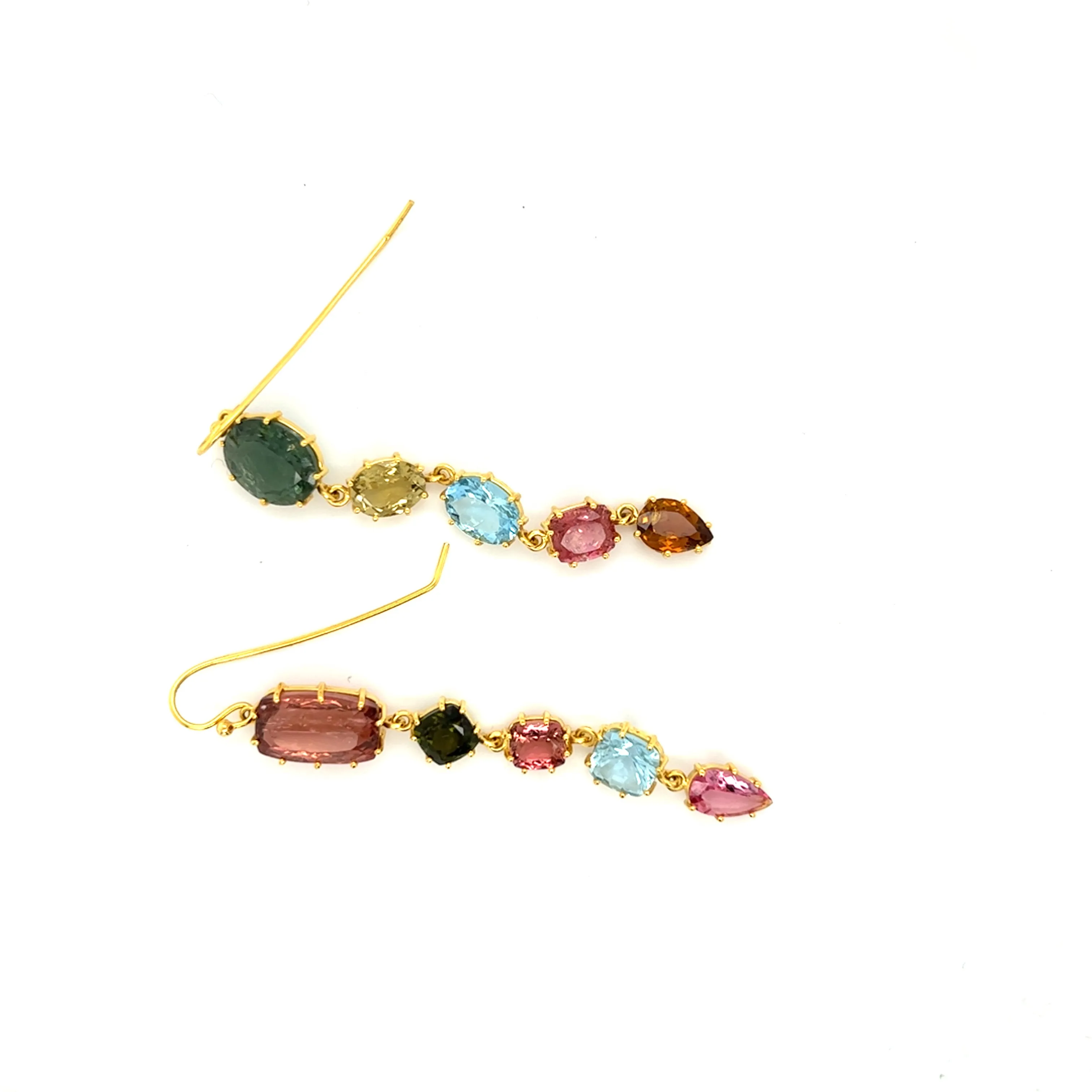 Mismatched Drop Earrings 0011