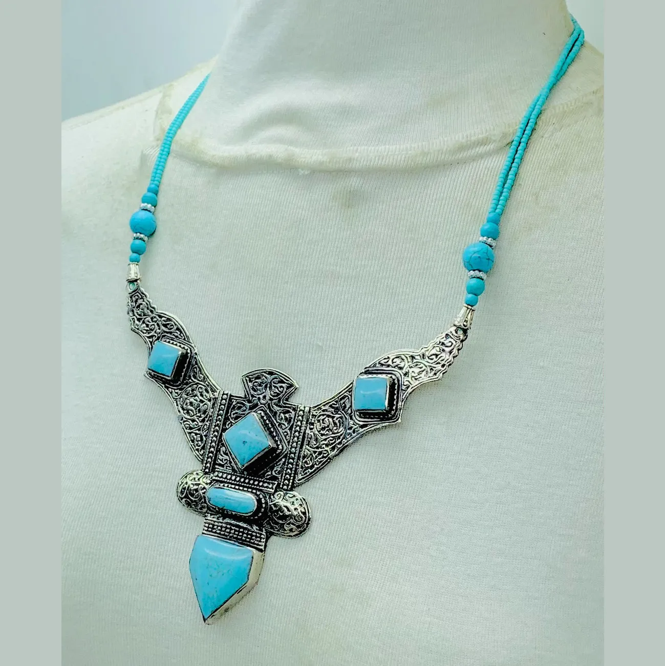 Nepalese Turquoise Green Handmade Necklace