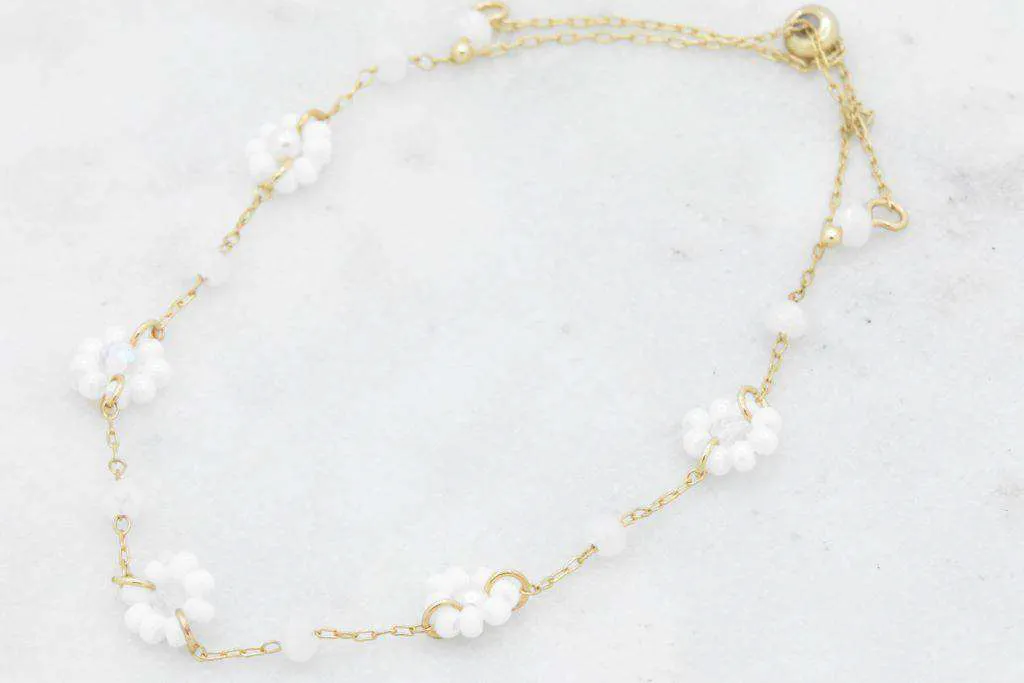 Pull Through Bolo Baby Daisy Bracelet - Gold & White