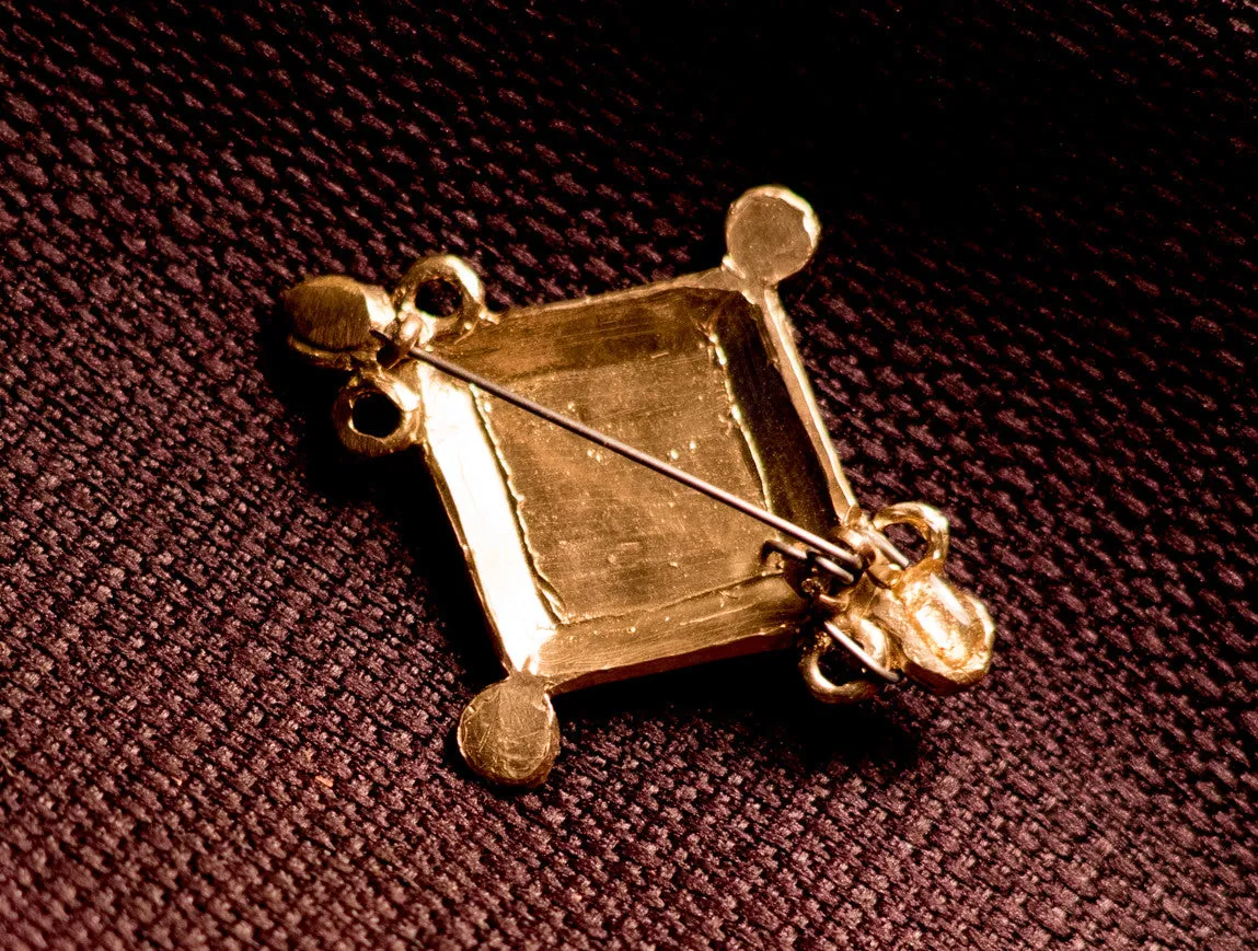 Roman Lozenge brooch - W-77