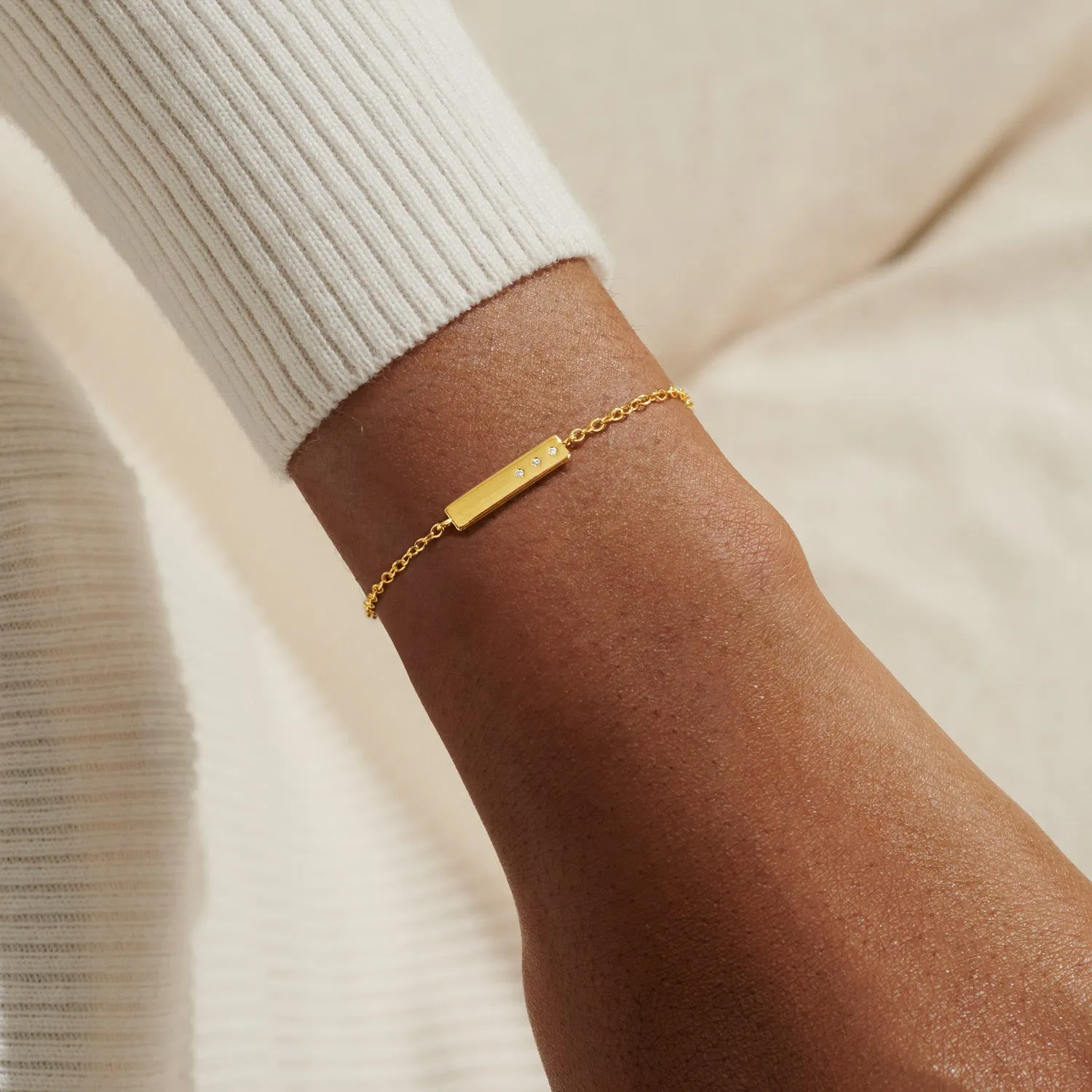 Style Stories Bar Gold Plated Bracelet 7727