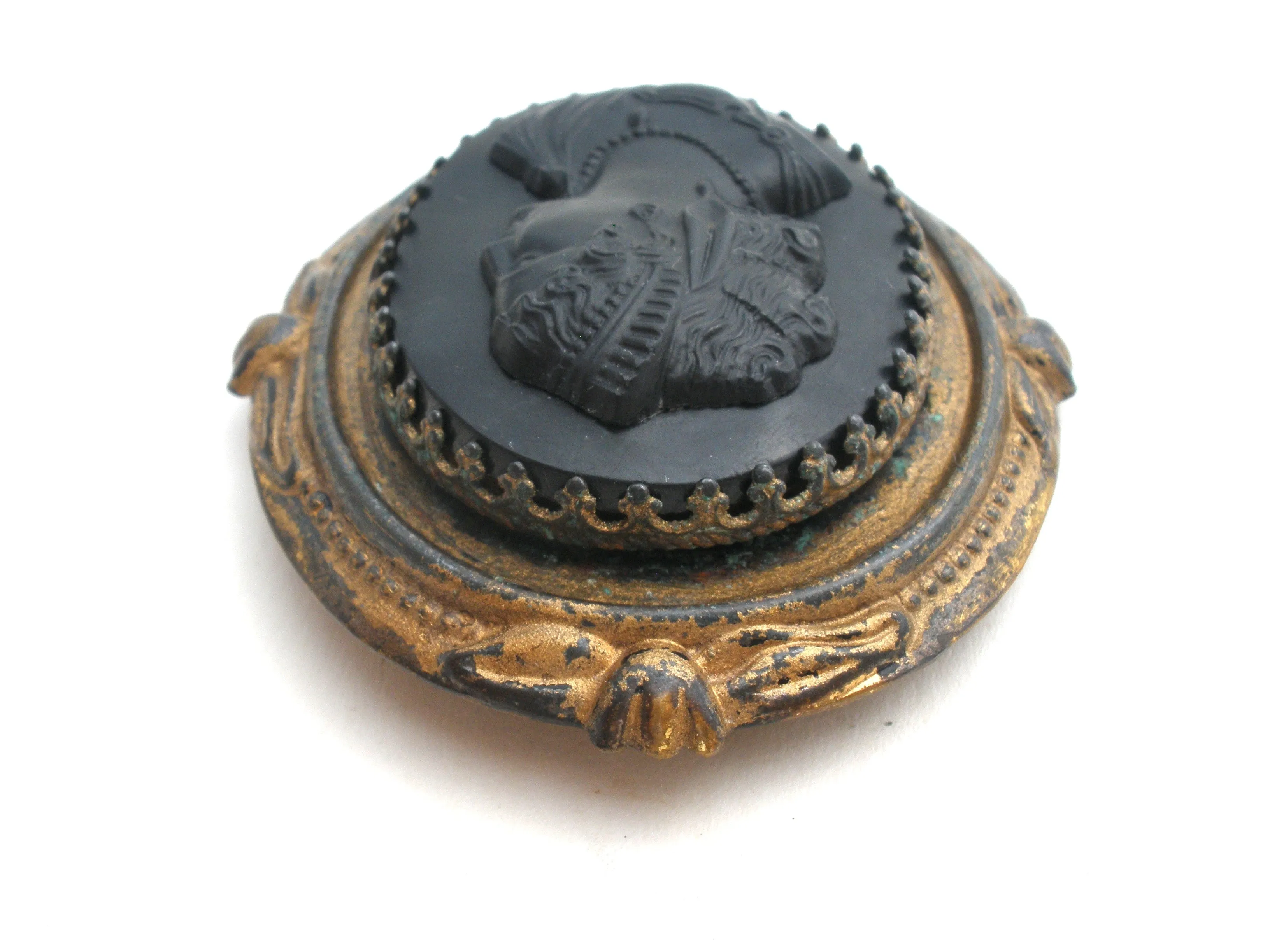 Vintage Black Cameo Brass Brooch Pin