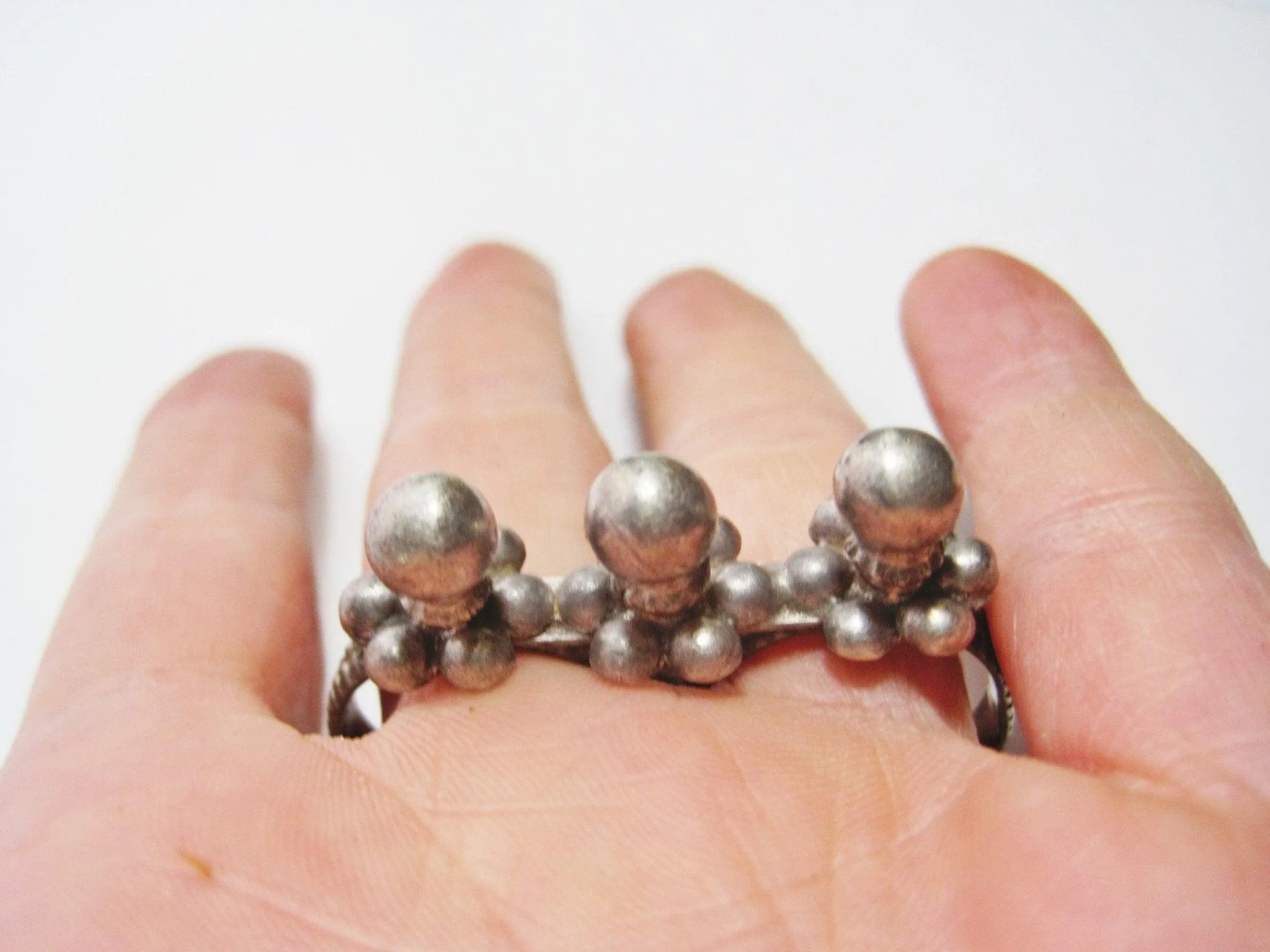 Vintage Silver Indian Double Finger Ring from Rajasthan