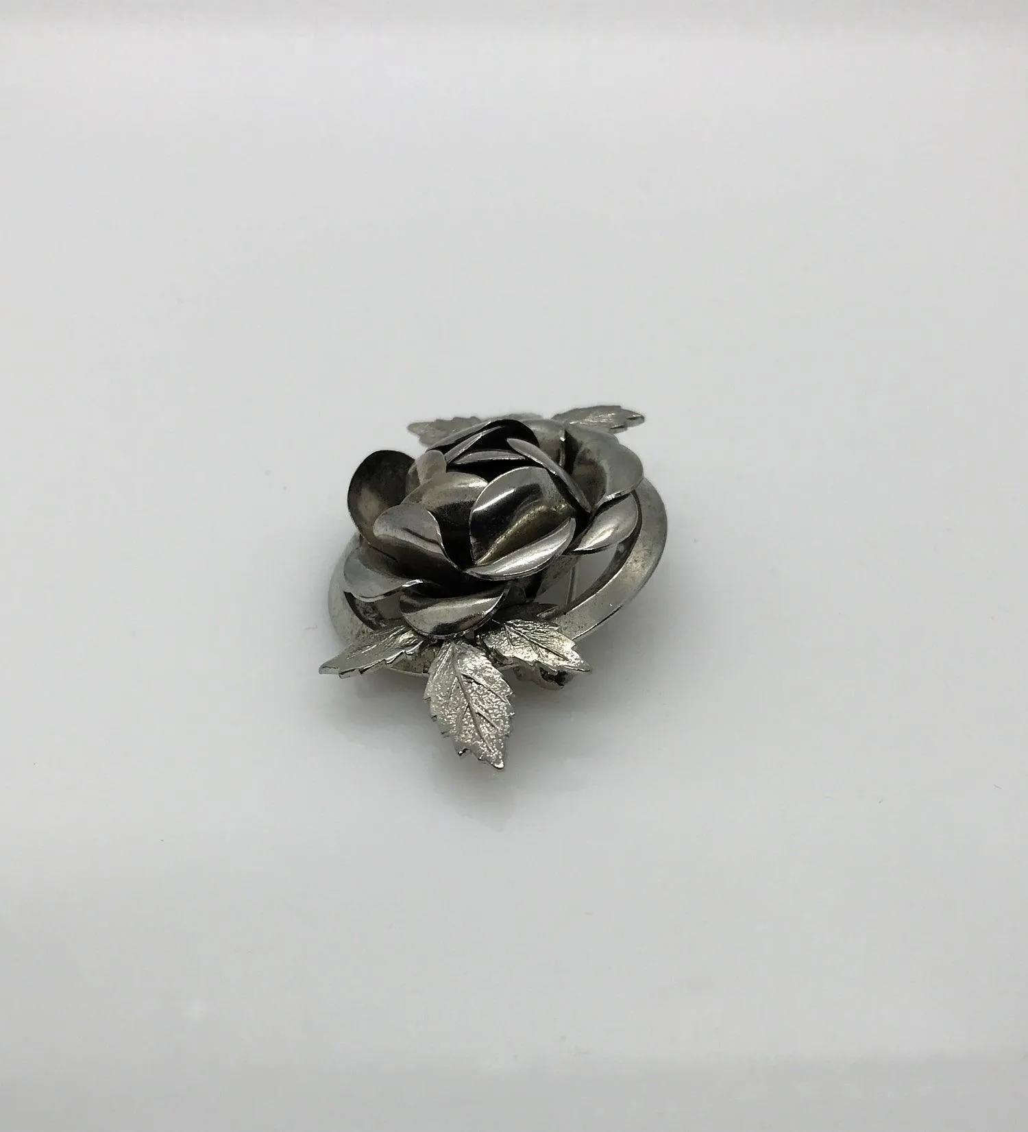 Vintage Silver Tone Floral Brooch with Leaves