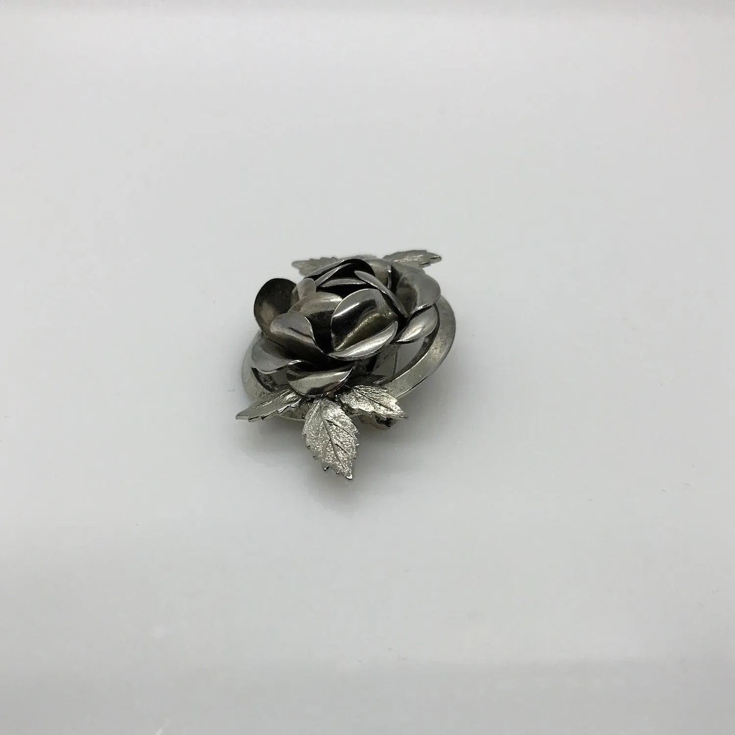 Vintage Silver Tone Floral Brooch with Leaves