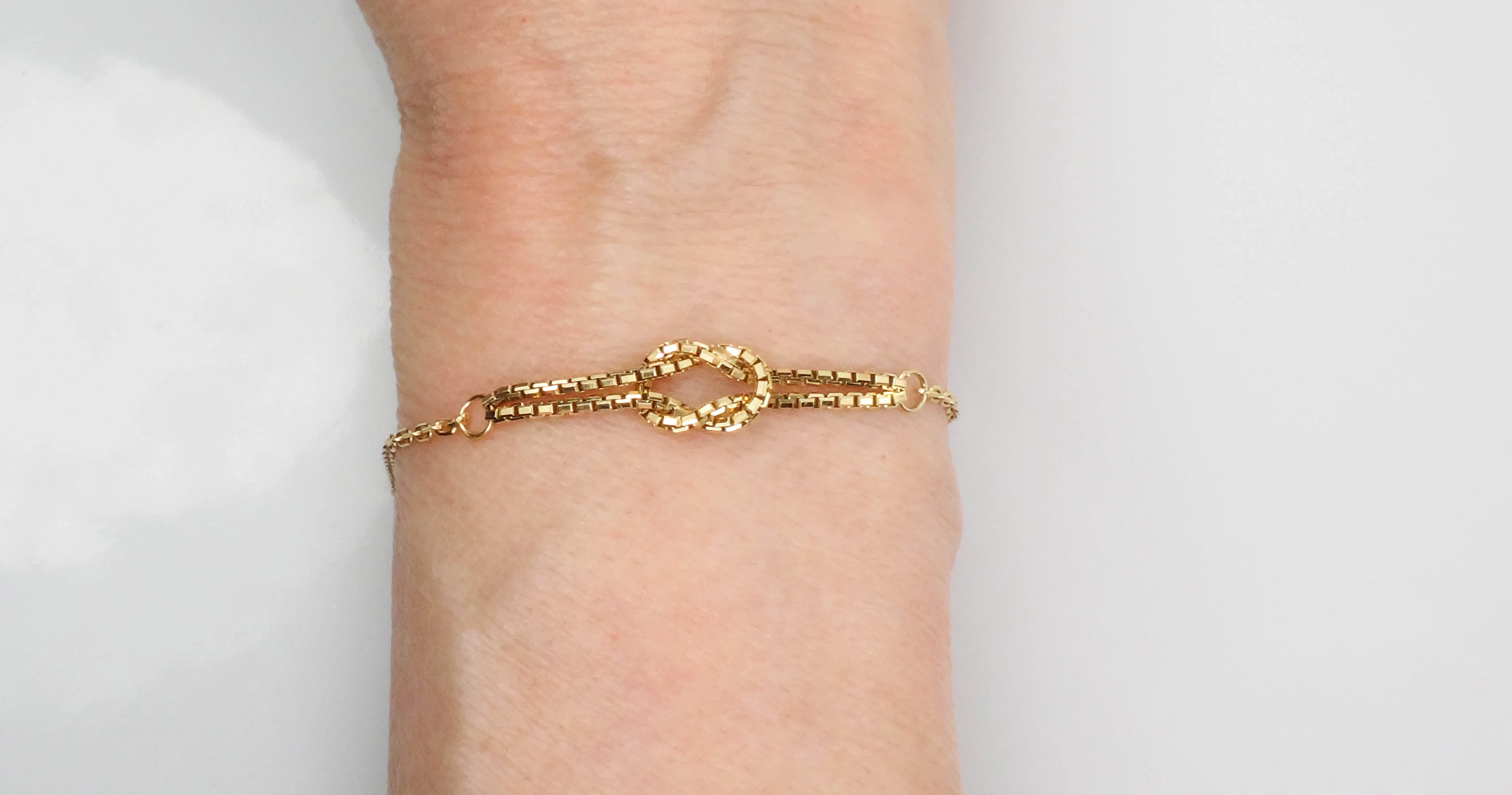 Vintage Solid 14k Yellow Gold Lovers Knot Bracelet 7"